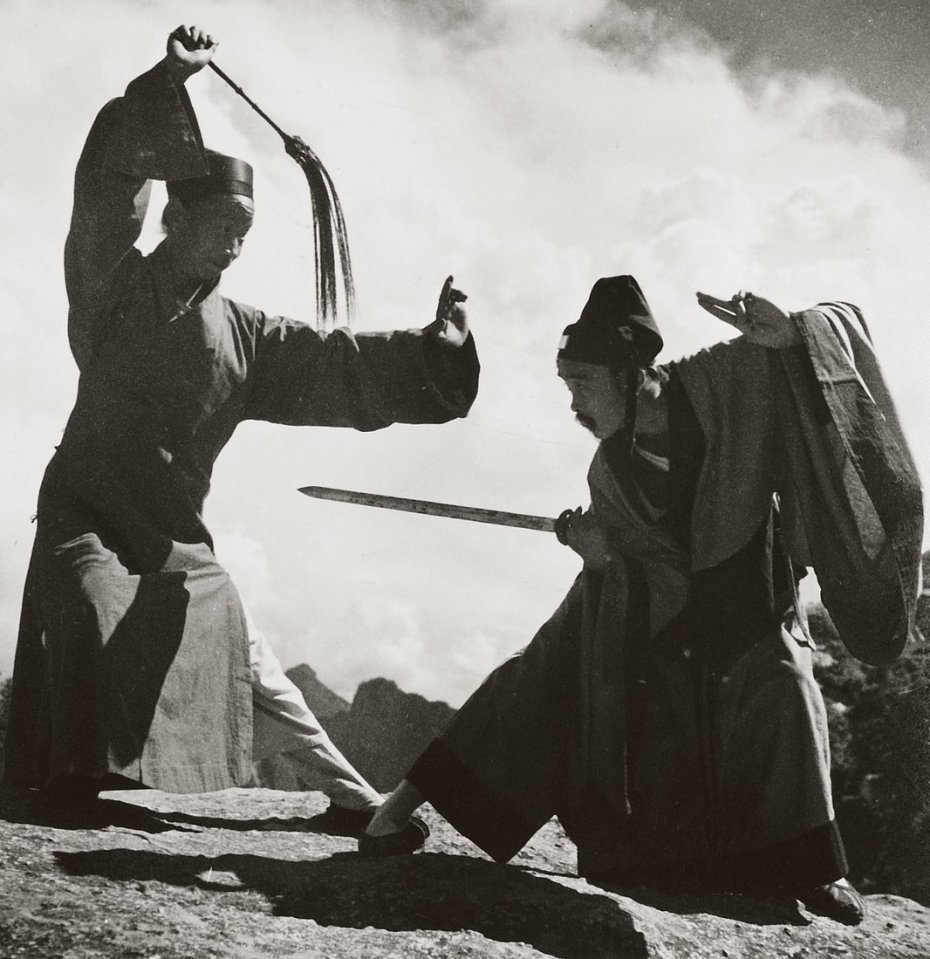 una delle cinque montagne sacre taoiste, fotografati nel 1935.